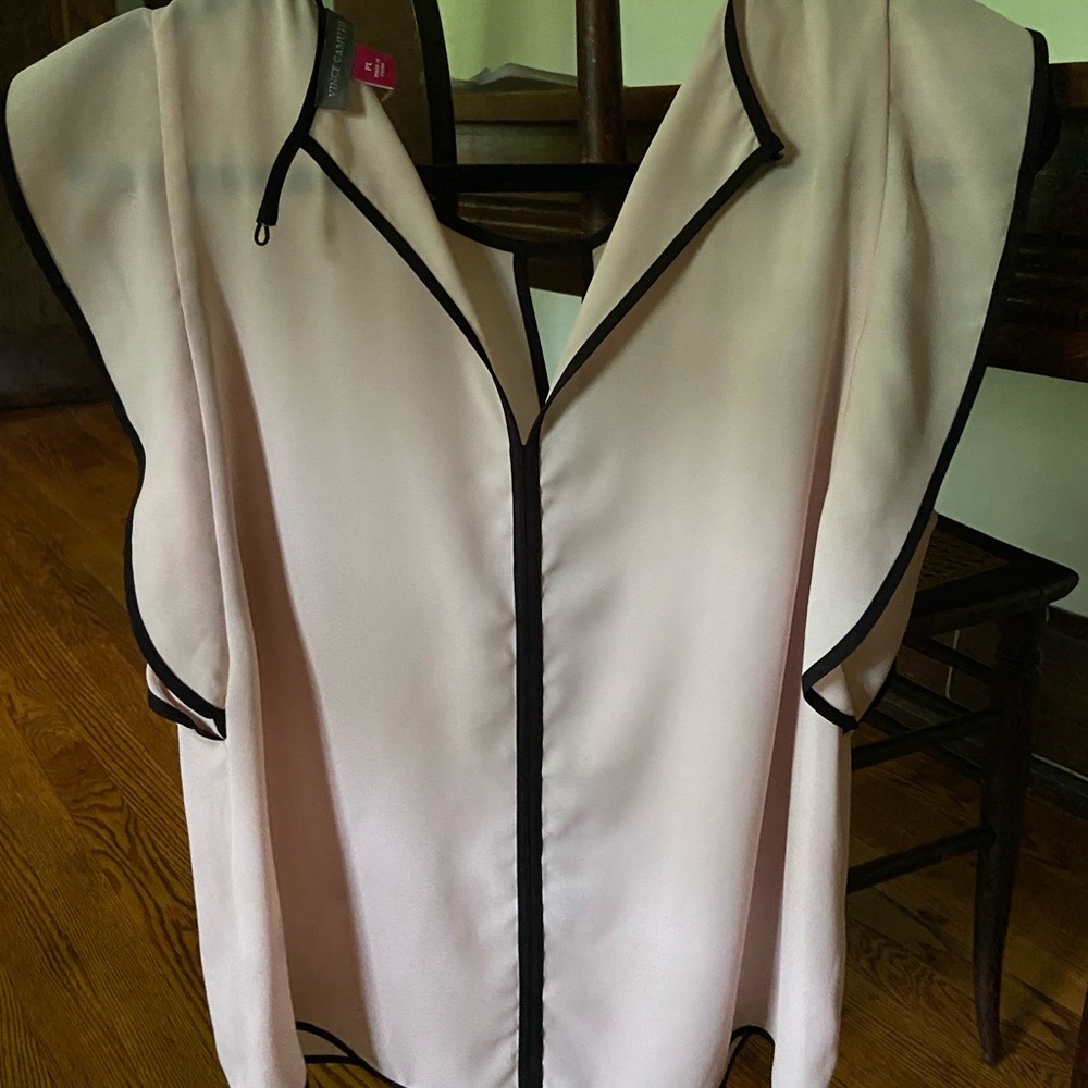 Vince Camuto pink blouse